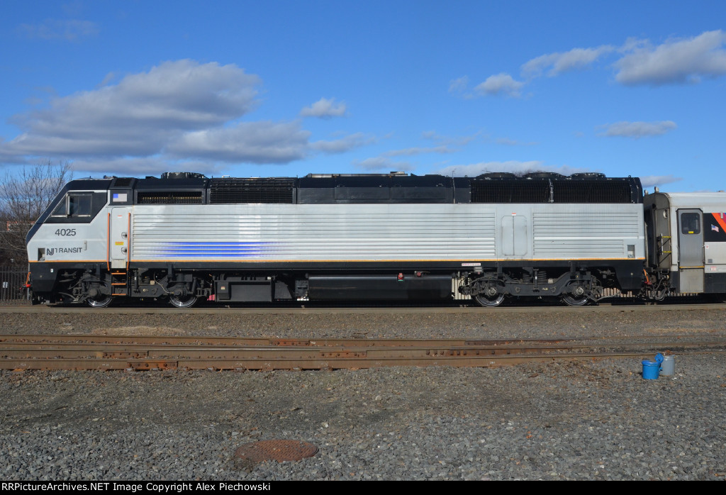 NJT 4025